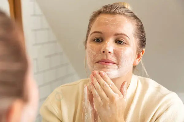 Natural Face Cleanser: Discover Organic and Sustainable Skincare-The Living Co.
