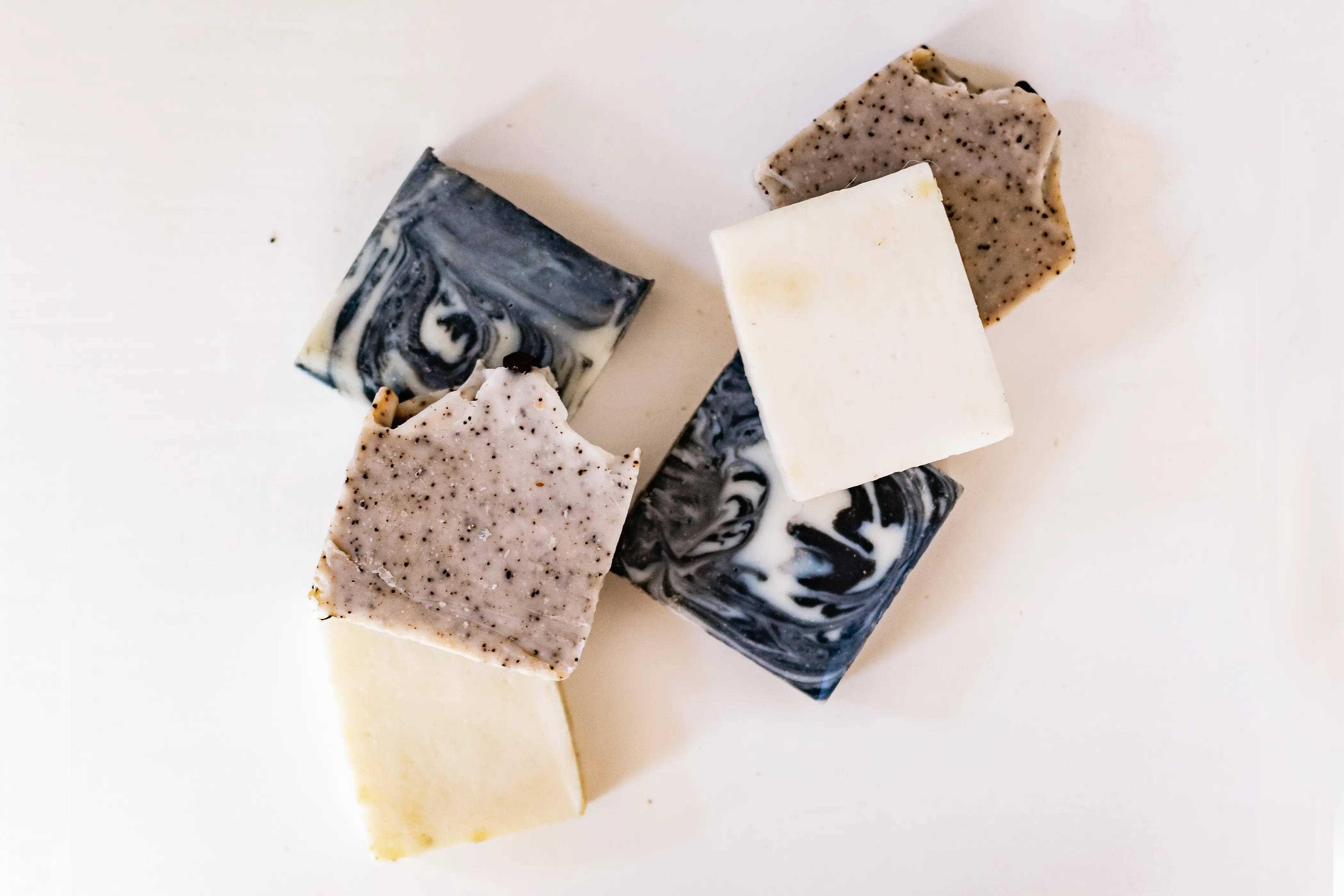 Why Should You Switch to a Shampoo Bar: Top 6 Reasons-The Living Co.