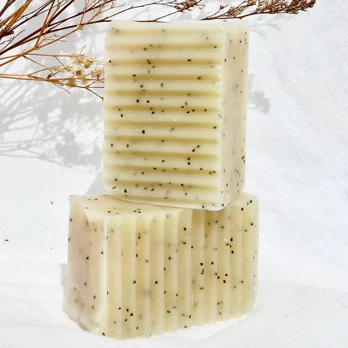 Peachie Collective Spearmint & Poppyseed Soap Bar