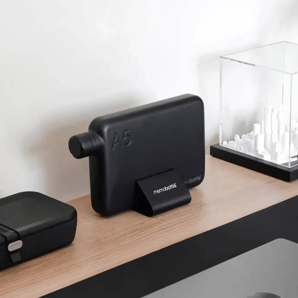 Black Desk Stand (memobottle)