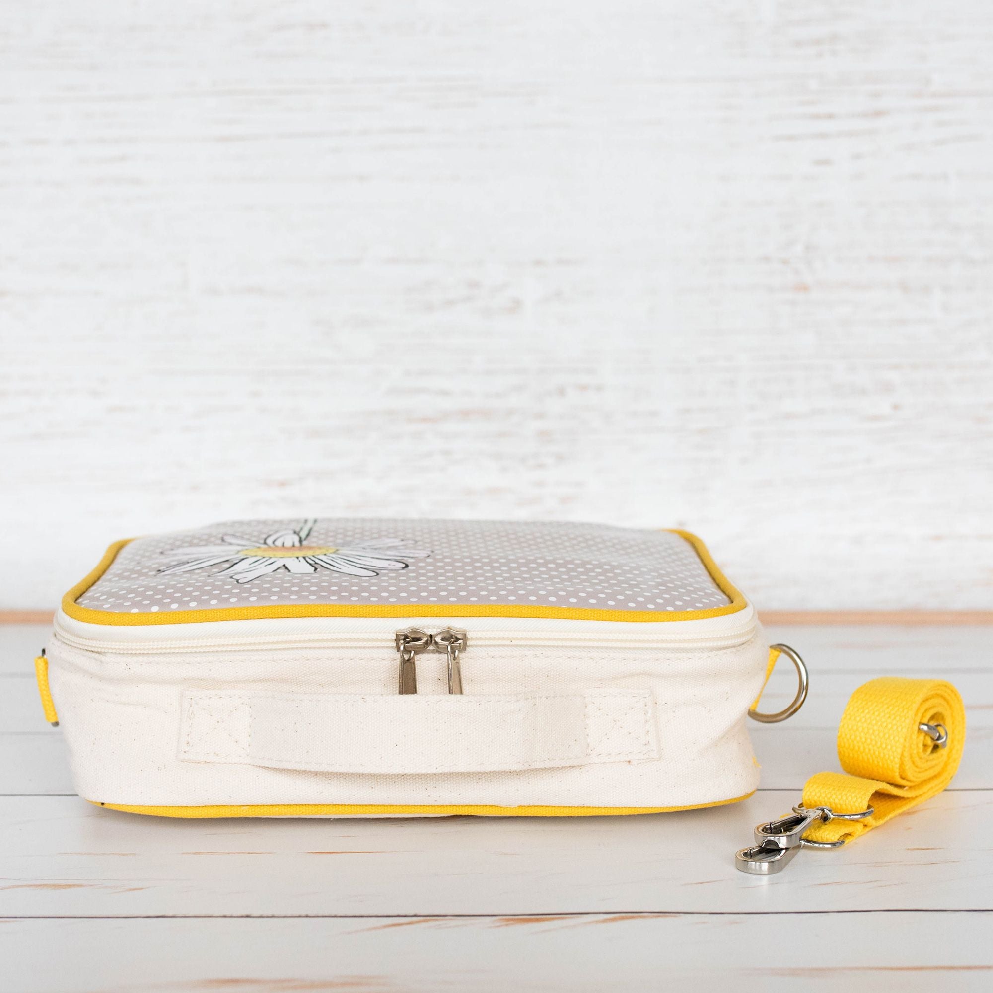 Green Essentials Organic Cotton Insulated Lunch Bag – Daisy
