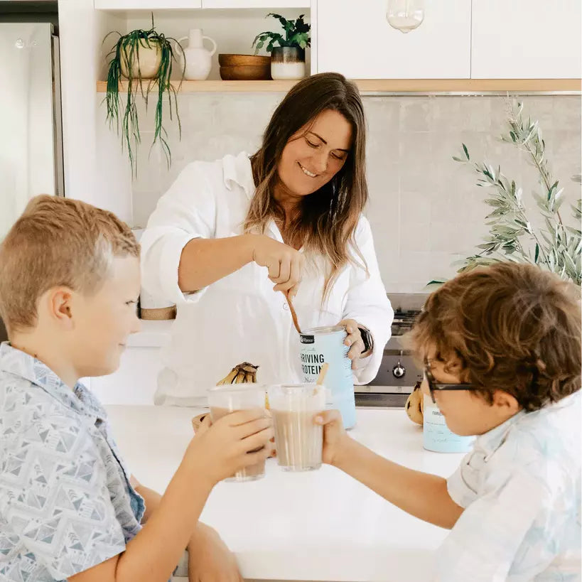 Nutra Organics Thriving Family Smooth Vanilla