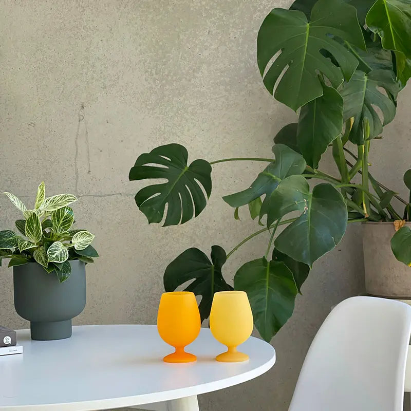 Porter Green Wine Glass | Morelia