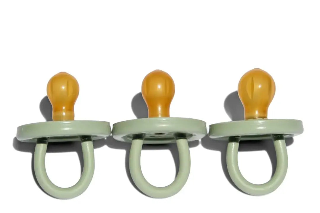 Reasons to Use Natural Rubber Pacifiers | The Living Co. – The Living Co.