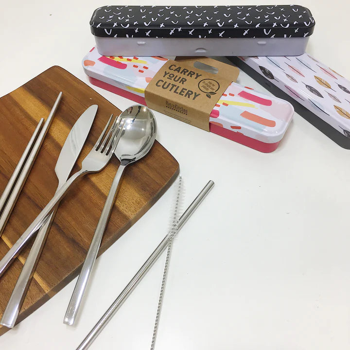 RetroKitchen Carry Your Cutlery - Criss Cross Stainless Steel Cutlery Set-The Living Co.